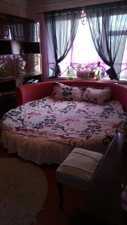 Apartment On Raisy Okipnoi 5 كييف المظهر الخارجي الصورة